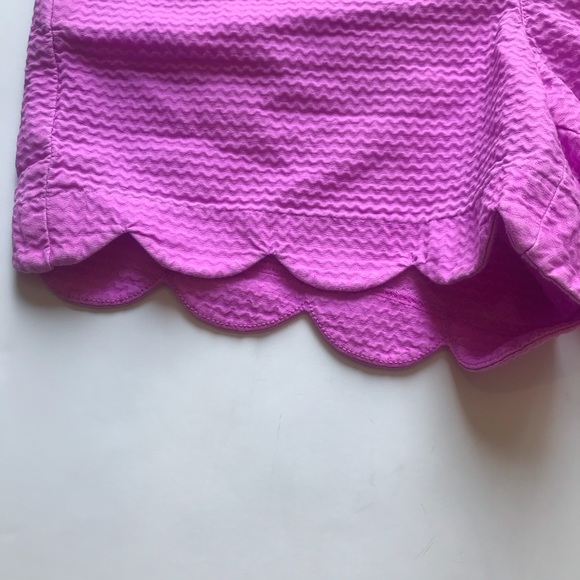 SOLD Lilly Pulitzer || Scalloped Buttercup Shorts - Picture 2 of 6